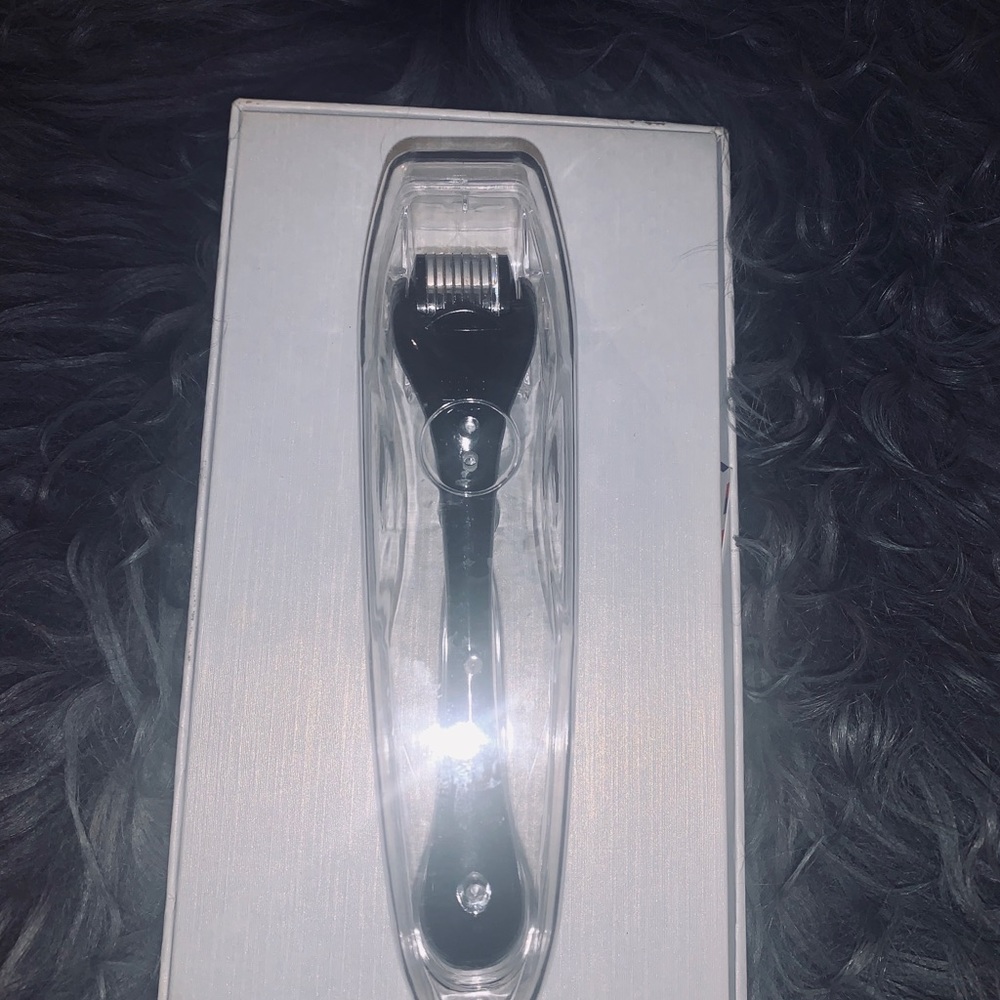❤️Dermaroller ❤️ - Picture 2 of 2